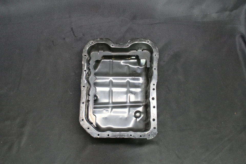 Panela de óleo inferior do motor 2011-2016 Hyundai Sonata 2.4L G4KJ fabricante de equipamento original - Imagem 4 de 4