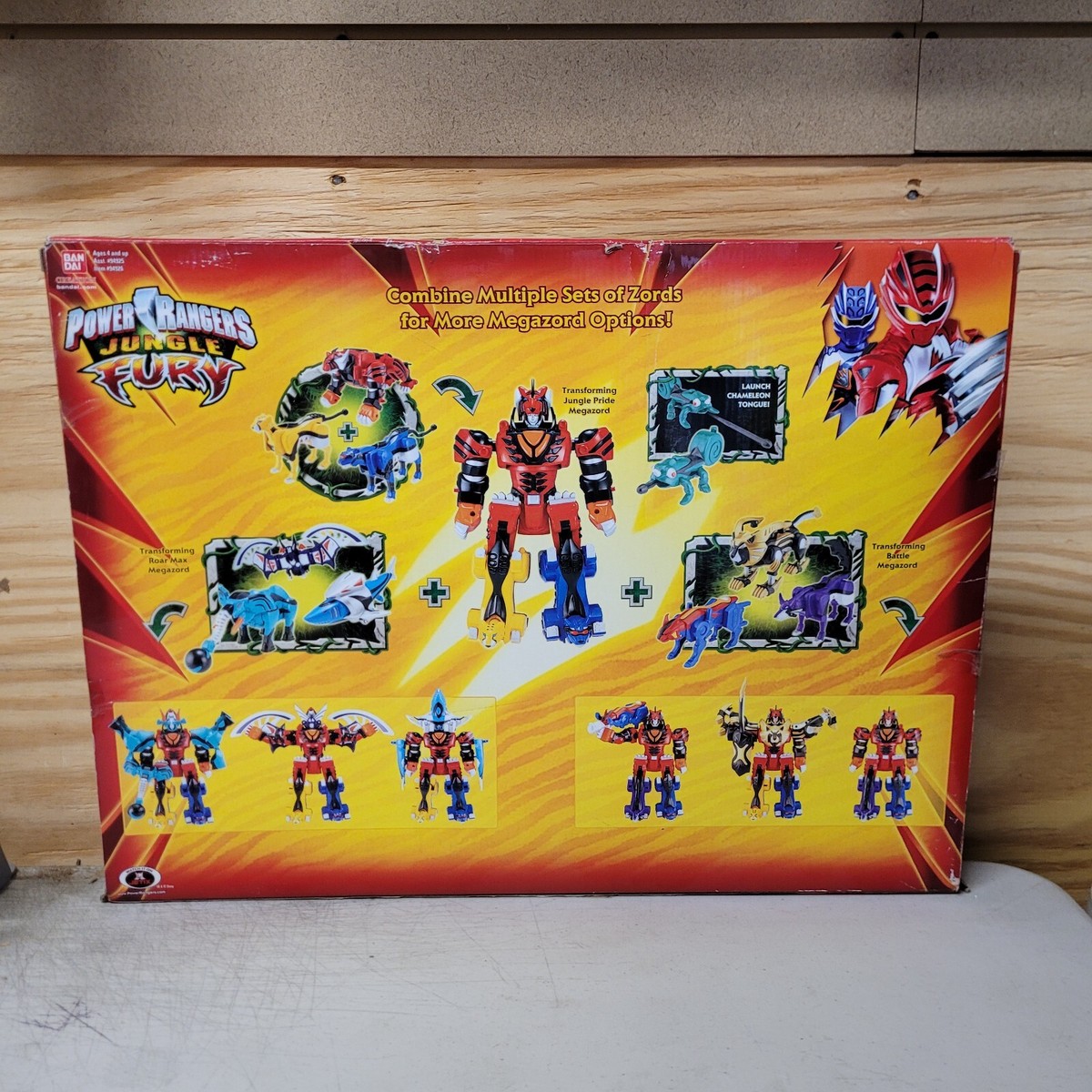 Power Rangers Jungle Fury Transforming Fury Megazord Set, Bandai