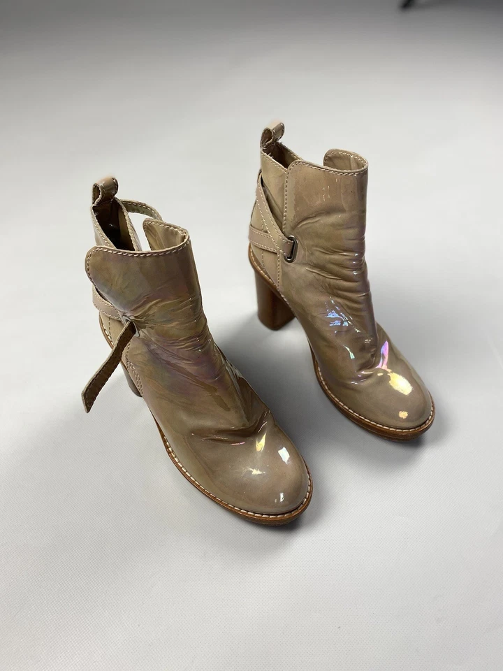 Acne Studios ladies leather heels boots size 40 - Image 2 of 4