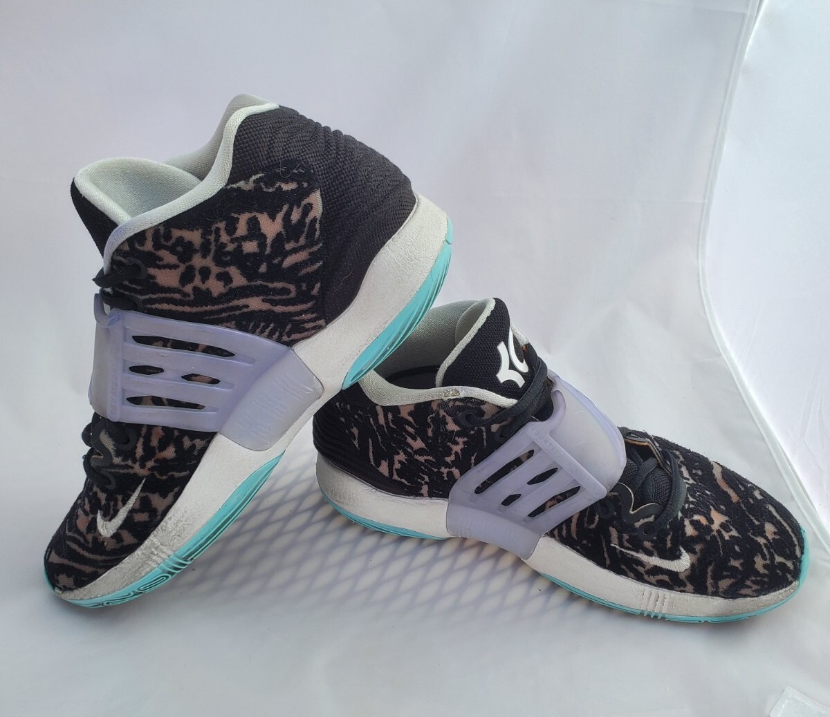 Nike KD‎ 14 Floral Black White Copa Basketball Shoes CW3935-001 Men\'s Size 8.5 The Nike KD 14 Debuts April 17th | House of Heat° main image 3