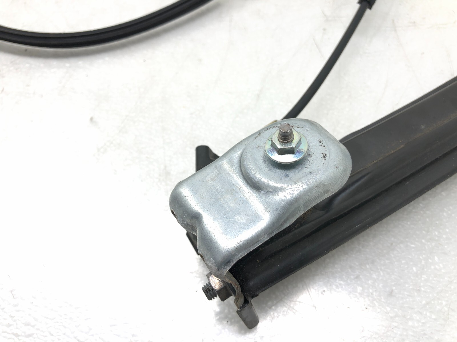 2014-2019 MASERATI GHIBLI S RIGHT PASSENGER FRONT WINDOW REGULATOR OEM.