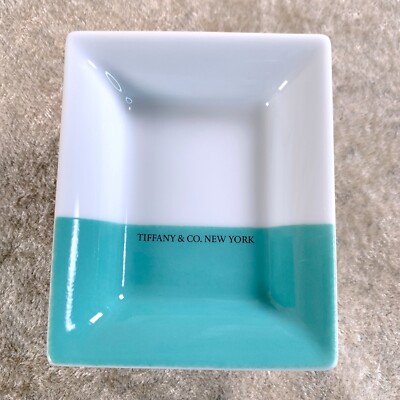 Tiffany & Co. New York Mini Vide Poche Change Tray Porcelain 13442