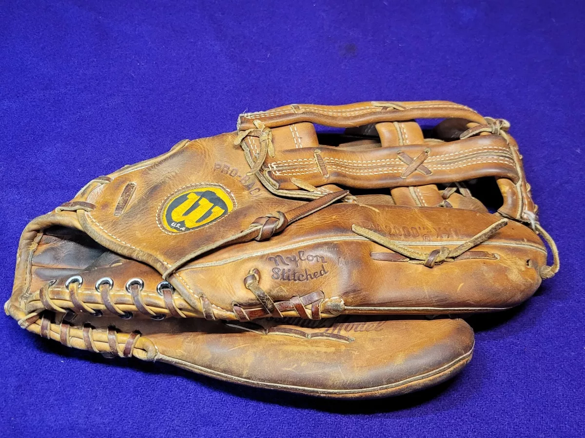 Vintage USA Wilson A2000 XXL Adult Softball Size Glove The A2000 RHT