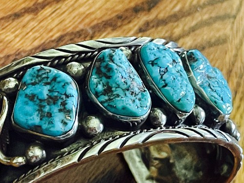 Estate Collection Old Pawn Navajo Sterling Silver Natural Kingman Turquoise Cuff - Picture 3 of 8