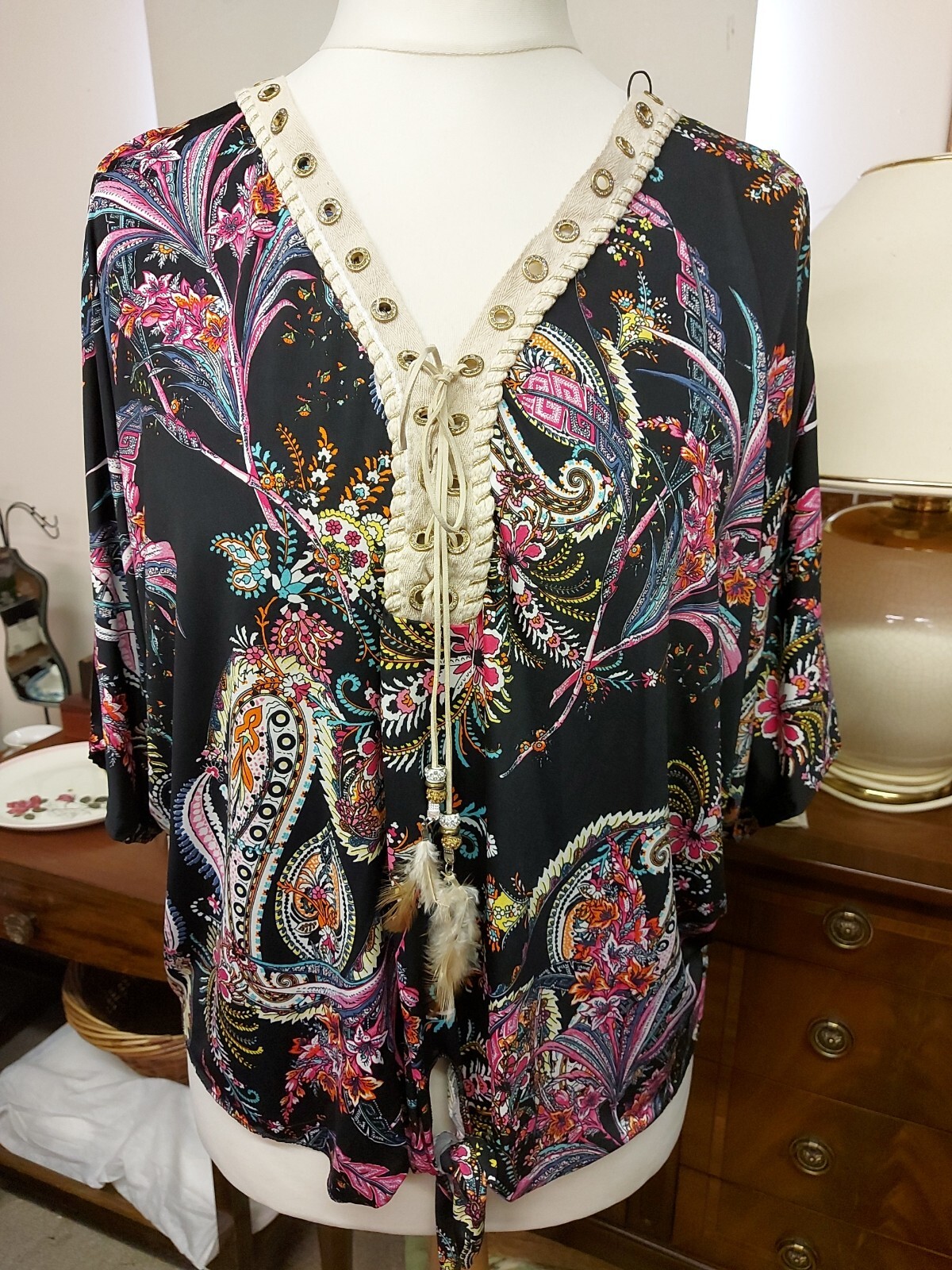 Black Multi Floral Pattern Cold Shoulder Half Sle… - image 1