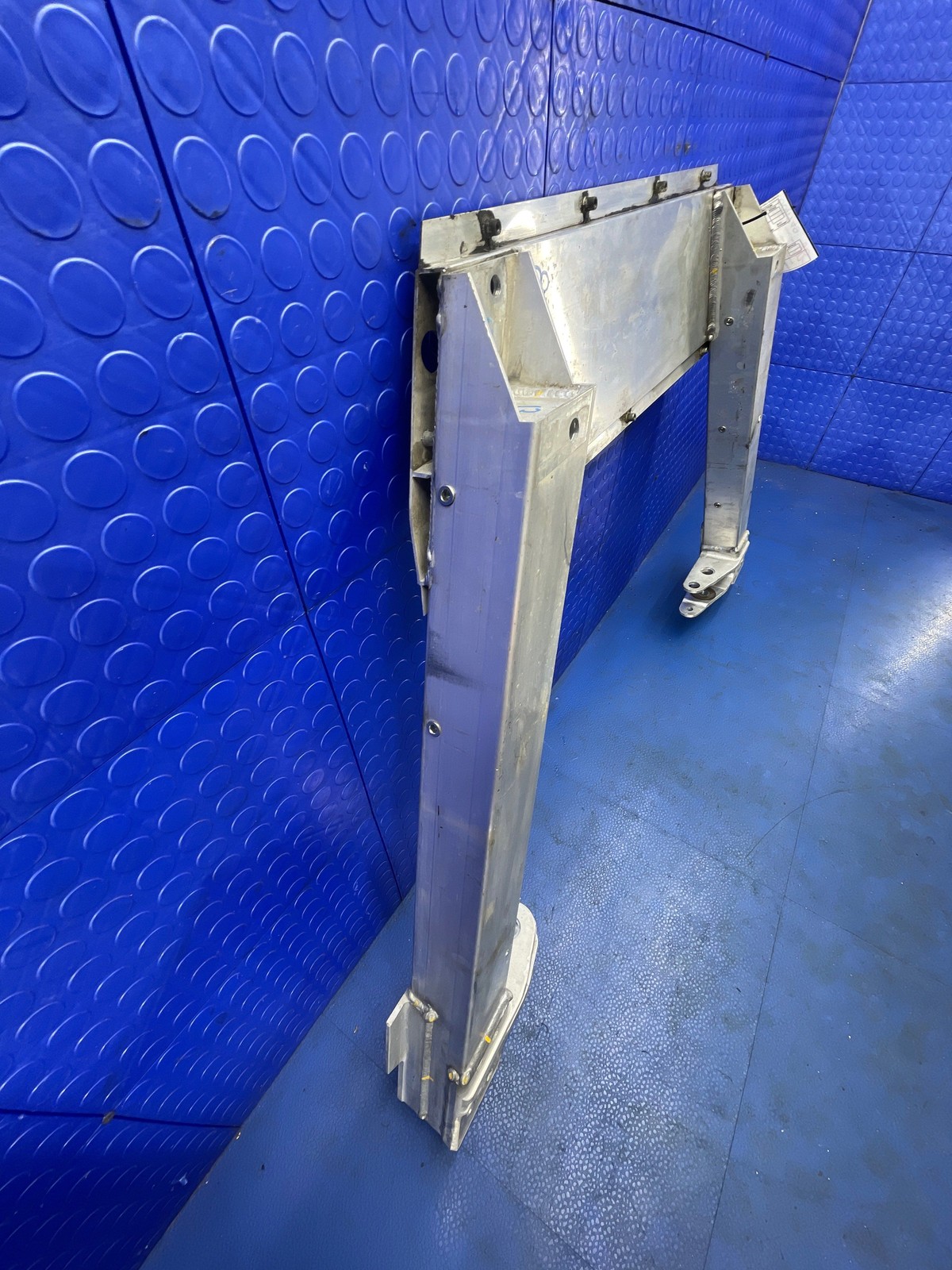 2016-2021 MCLAREN 570S OEM REAR ENGINE CRADLE LOWER SUBFRAME CROSSMEMBER SUPPORT