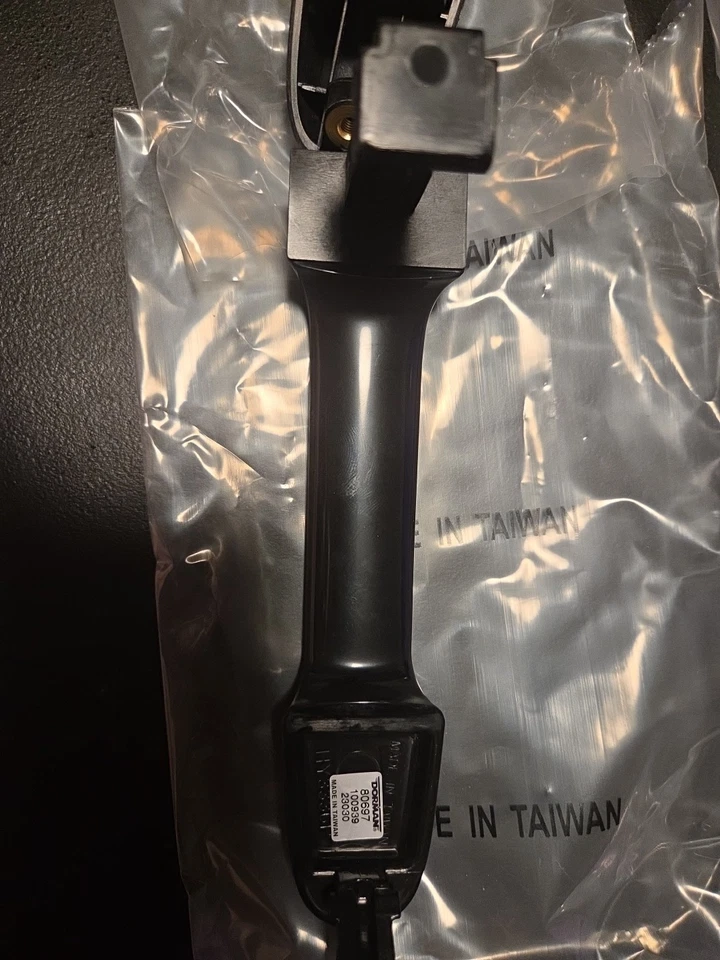 Manija de puerta exterior - Manija de puerta exterior Dorman 80697 se adapta a Hyundai Elantra 06-12 Foto 2 de 3