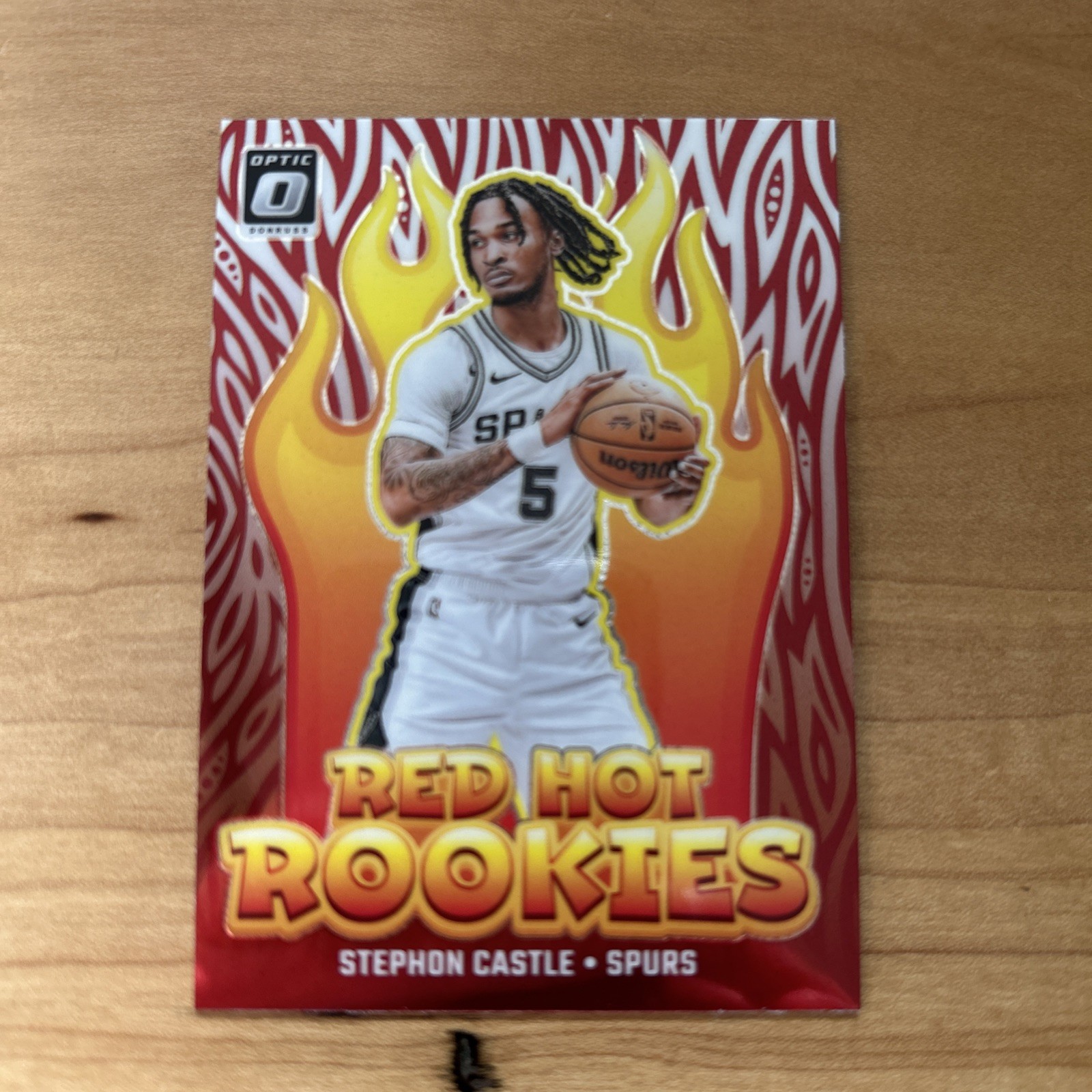 2024-25 Donruss Optic Stephon Castle RC Card Red Hot Rookies Insert Base Card