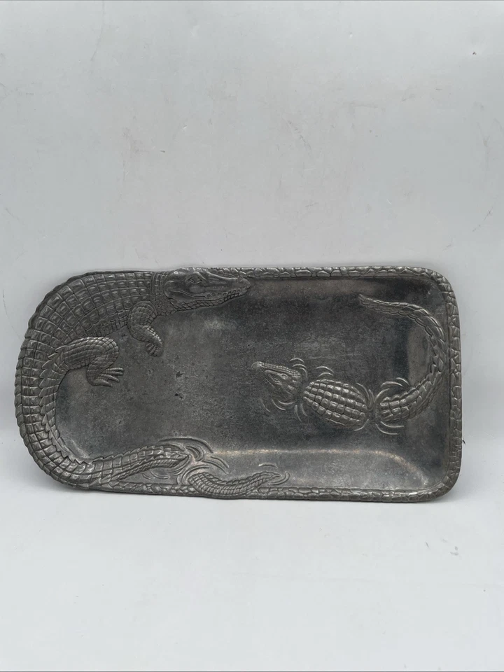 Bandeja de servir pão de jacaré de alumínio Arthur Court 12,75 x 6,5 2002 - Imagem 3 de 4