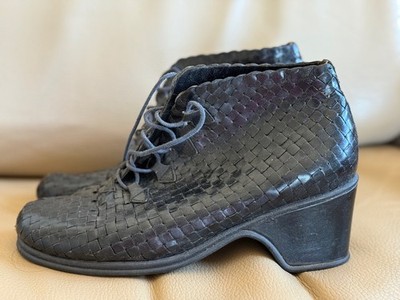 Stephane Kelian Paris Black Woven Leather Boots  Block Heel Size 8-8.5US