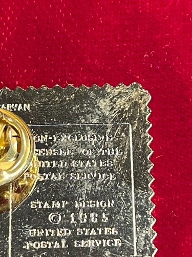 Stagione Auguri USPS 22 Centesimi Poinsettia 1983 Francobollo Cravatta Spilla Bavero Replica 1,6" - Foto 3 di 4