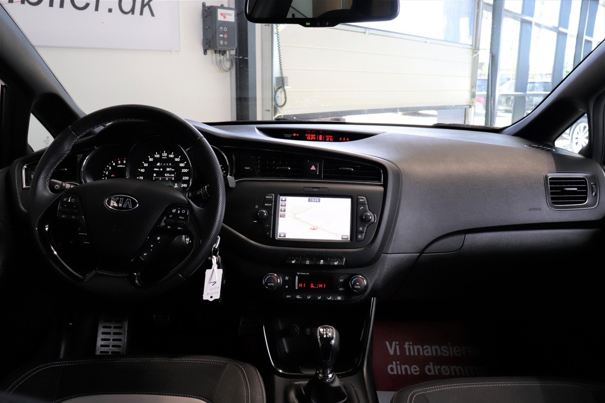 Kia Ceed 1,6 CRDi 136 GT-Line Limited SW