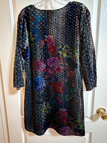 Johnny Was Ladies Black Floral Velvet V Neck 3/4 Sleeve Dress Size S - Picture 4 of 5