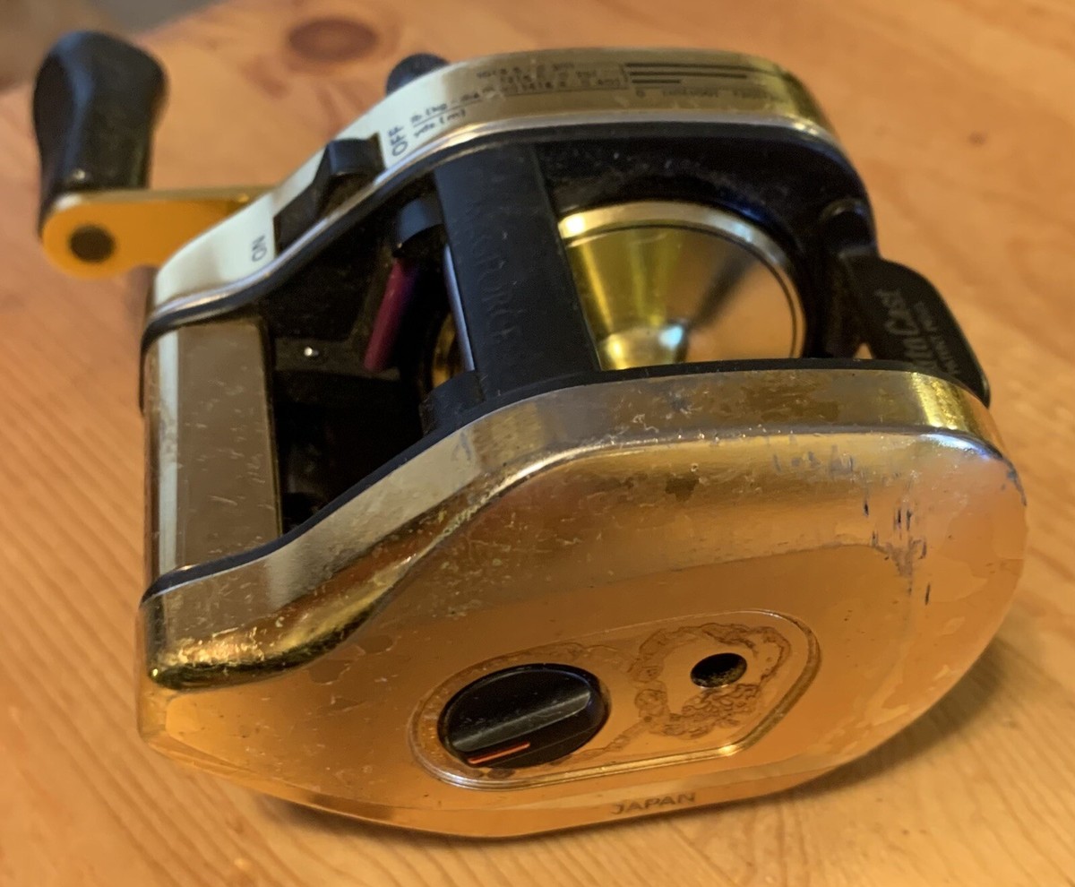 Rare Gold Vintage Daiwa Procaster Tournament PTA 33 Fishing Reel