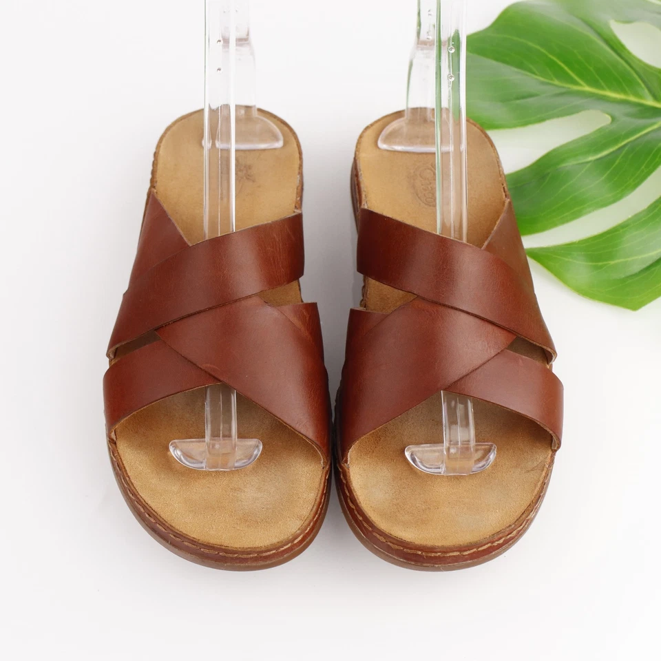 Sandália Chaco Feminina Wayfarer Tamanho 9 Couro Marrom Slide Alça Transversal Flip Confortável - Imagem 2 de 4