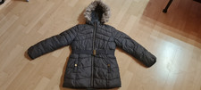 Grauer Stepp-Wintermantel Gr. 140 für Mädchen mit Fellkragen-Kapuze von C&A