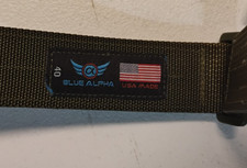 NEW.COLLECTIBLE.EXOTIC.UMBOXED.USA MADE. belt 40 inch waist -green. blue Alpha
