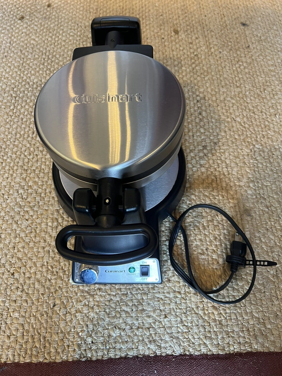 Cuisinart Belgian 4 Triangle Waffles Flip Waffle Maker