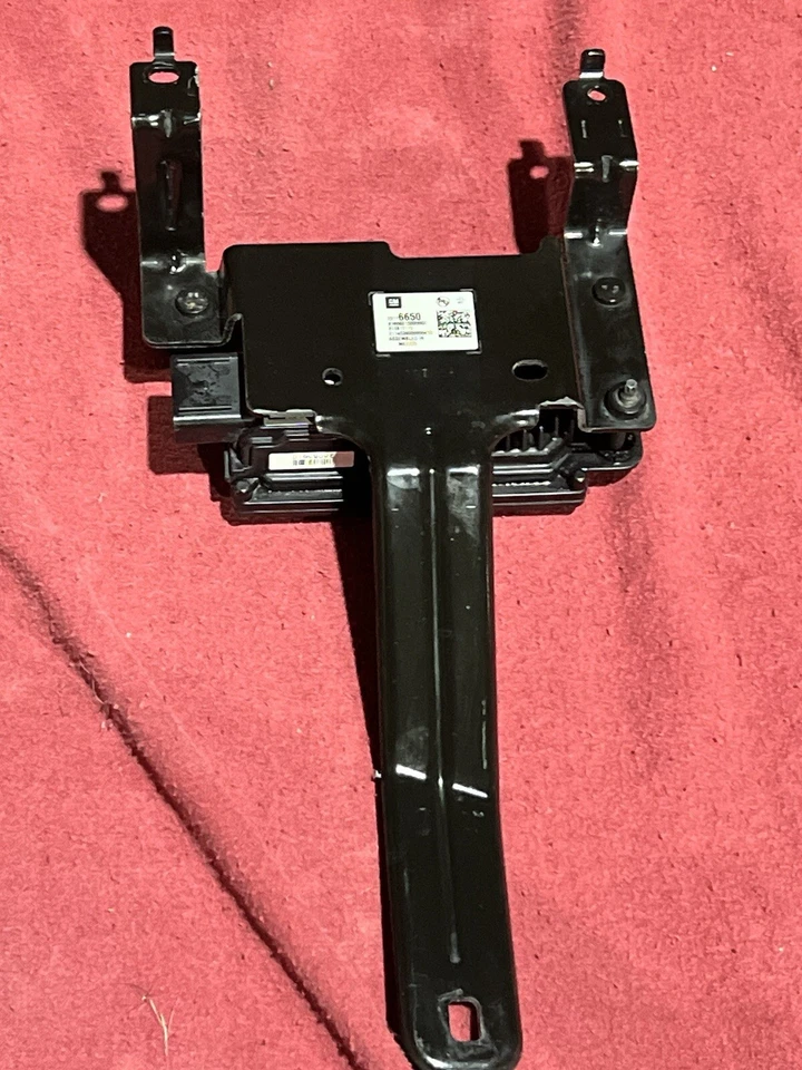 Sensor radar delantero control crucero Chevrolet Impala 2014-2015 28085610 Foto 4 de 4