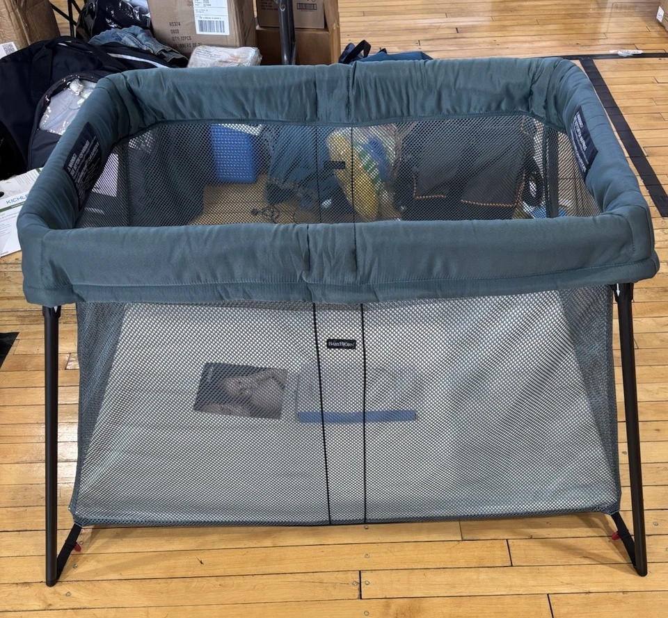 Baby Bjorn Pack N Play Travel Light Portable Crib Cot With Carrying Case Navy - Image 2 of 4