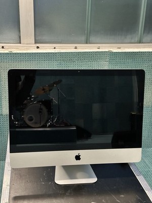 Apple iMac 21,5 Zoll 2010, 3,06 GHz Intel Core I3, 4GB RAM, 500 GB