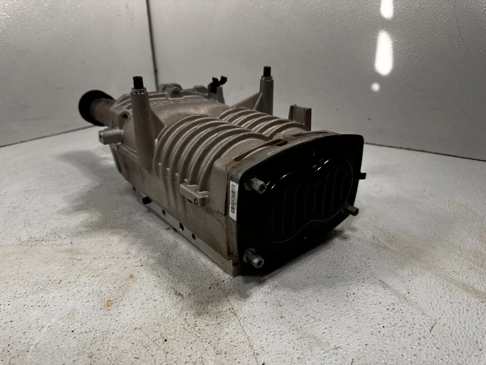 Land Rover Range Rover Sport HST L494 2013-2020 3,0 L sobrealimentador con hocico OEM Foto 4 de 4