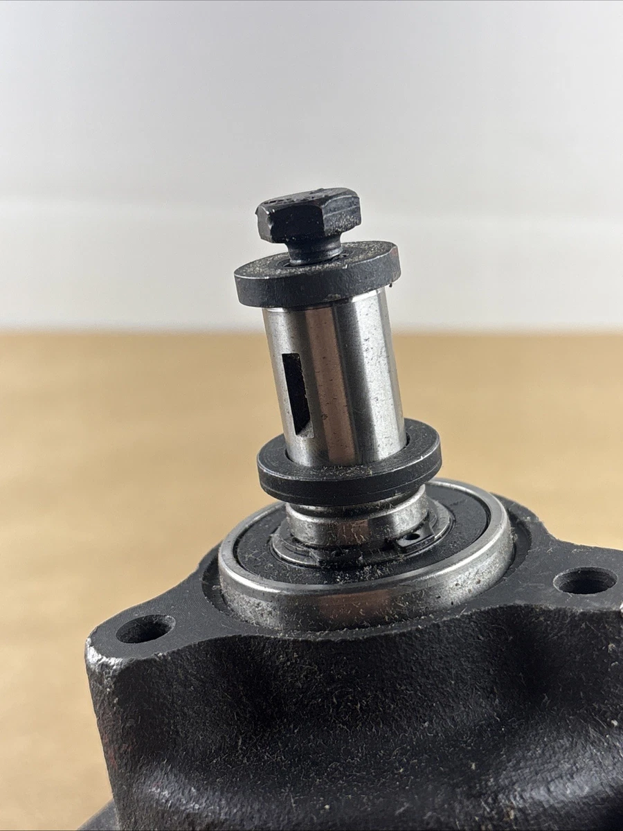 M1114 M1125 Humvee POWER STEERING PUMP 1200359 12469485 , 2530-01-491-2681 photo 2