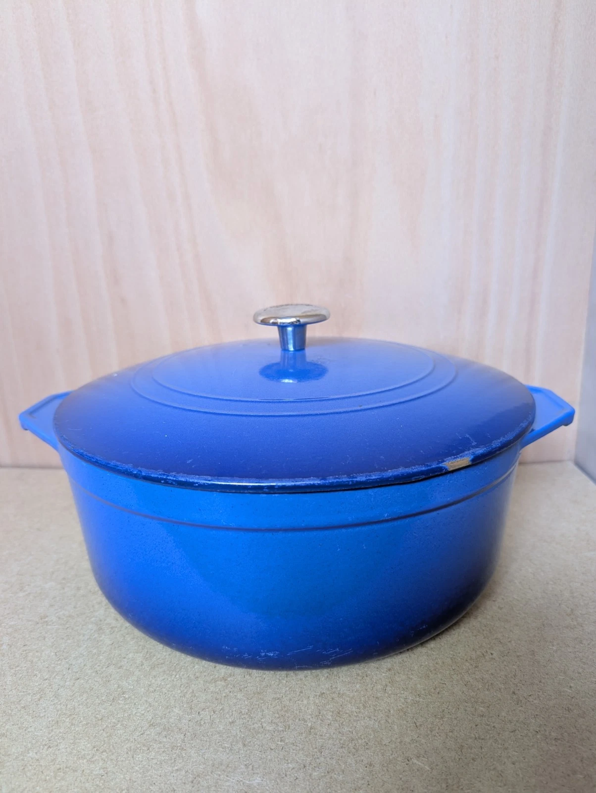 Kirkland Signature Dutch Oven Blue Fade Cast Iron Made In France 6.1L 6.50c 28cm
Opens in a new wind