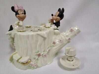 値下げ中　LENOX Mickey Mouse Club 50周年　陶器 Lenox - Mickey & Minnie Teapot - Share Tea For Two - A