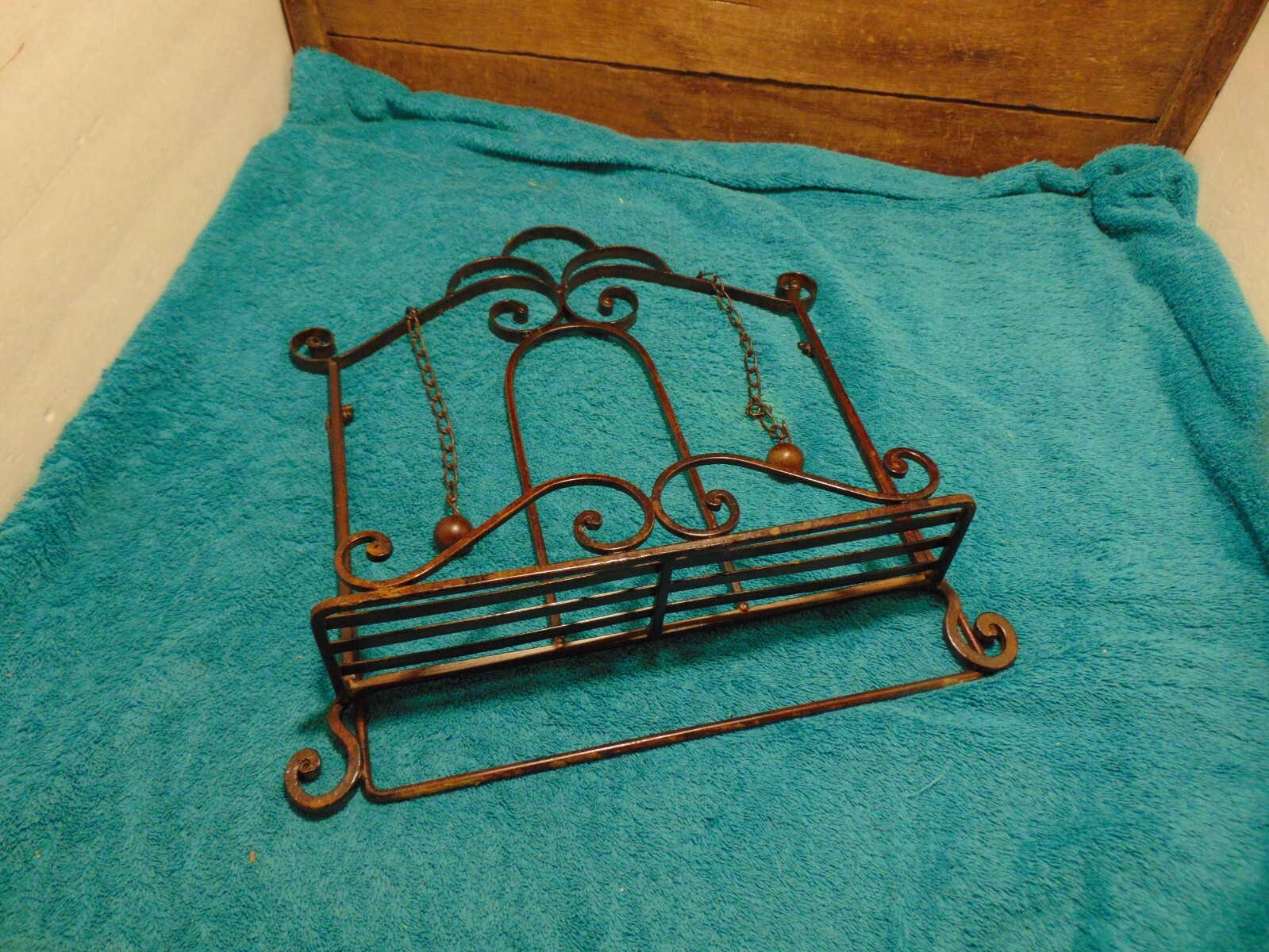 Picture 4 of 5