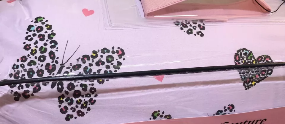 Juego de edredón y fundas Juicy Couture lavanda con mariposas y corazones de leopardo COMPLETO Foto 2 de 4