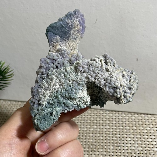 180g Natural Rough Grape Agate Crystal Mineral Specimens - Picture 11 of 12