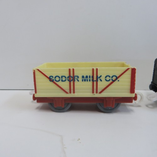 Thomas & Friends TrackMaster SODOR ICE CREAM FACTORY TRAINS SET OF 3 ALL WORKING - Picture 2 of 11