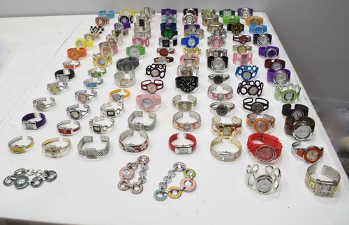 Women's Watches Casual & Dress Watches Lot of 131 - Picture 10 of 11
