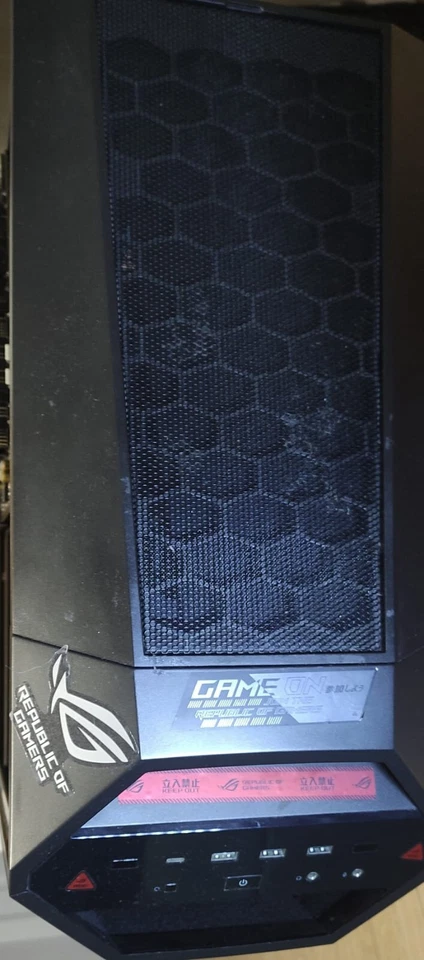 Case  Cooler Master MasterCase Pro 3  alimentatore  Cooler Master RM 650x - Immagine 3 di 4