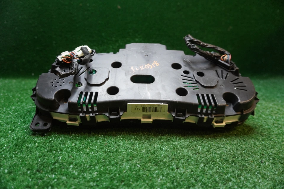 Hyundai Accent 2015 velocímetro calibre panel OEM 940211R510 123.057 k millas Foto 4 de 4