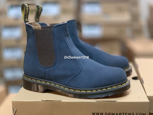 dr martens suede chelsea boots