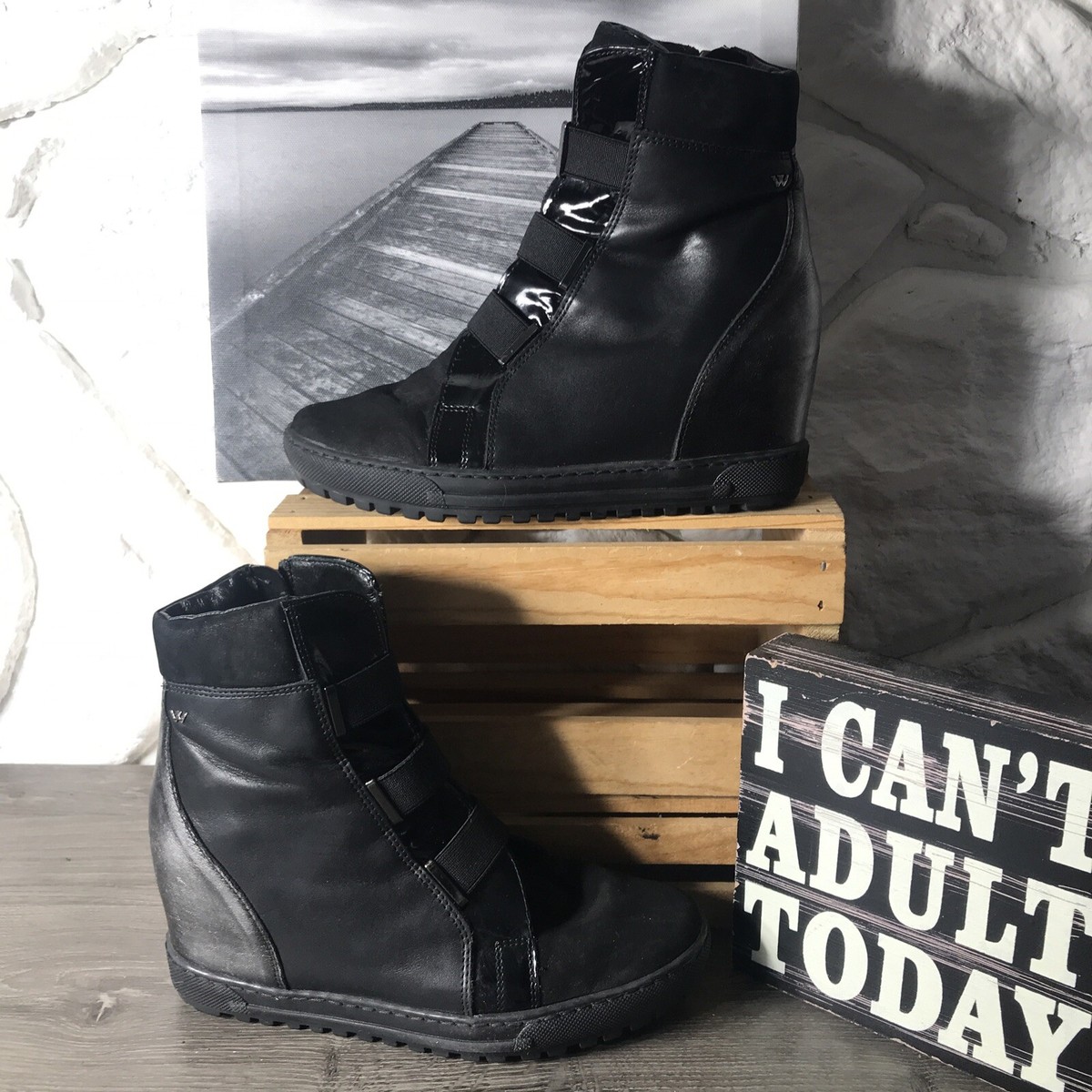Synes Senatet heldig WOJAS Black Suede PatentLeather Logo Zip Platform HiddenWedge Boots E36 PreOwned | eBay Synes Senatet heldig WOJAS Black Suede PatentLeather Logo Zip Platform HiddenWedge Boots E36 PreOwned | eBay