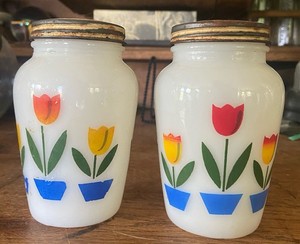 Fireking Tulip Salt and Pepper Shakers | eBay