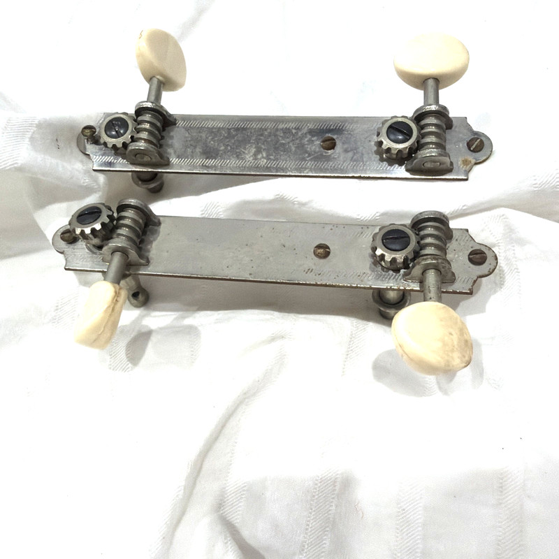 1960's Harmony H-22 Bass, Banjo Tuners Tuning Keys