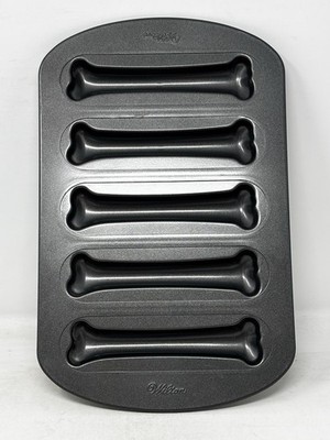 Wilton Dog Bone Cookie Baking Cake Doggy Treat Pan Mold - 5 Bones Non Stick