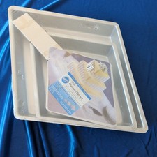 Wilton 3-Tier Diamond  Cake Pan Set - new in package
