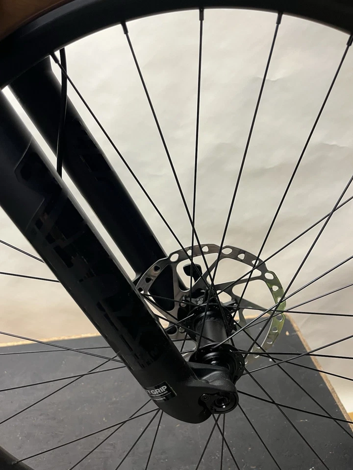 Scott Spark 930 Shimano Deore XT Green Large 2024 - Bild 3 von 4