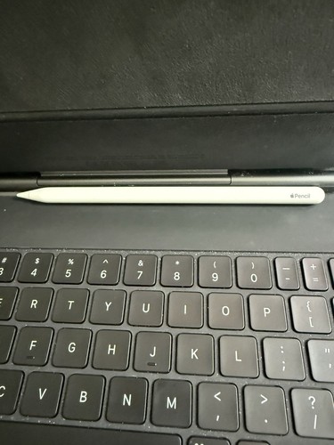 11-inch Apple Magic Keyboard and Apple Pencil 2 Bundle - 第 3/6 張圖片