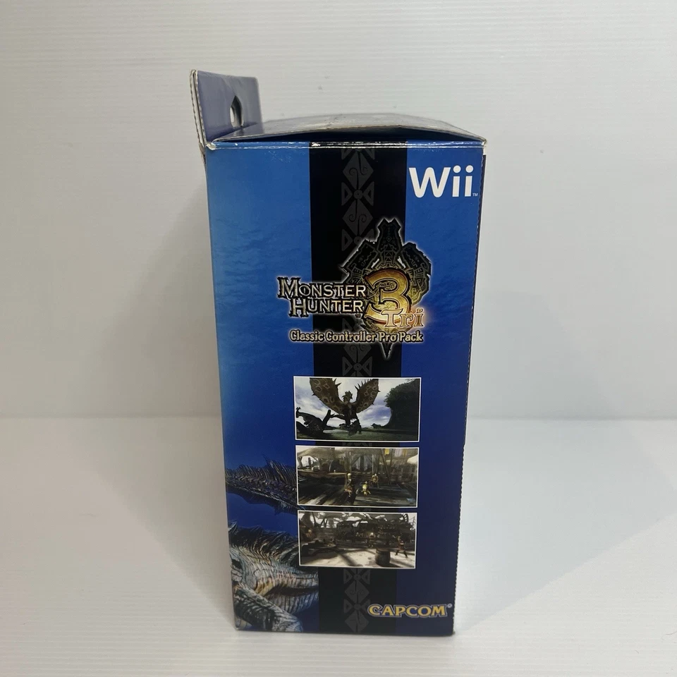 RARE Monster Hunter Tri 3: Classic Controller Pro Pack - Nintendo Wii - Capcom - Image 3 of 4