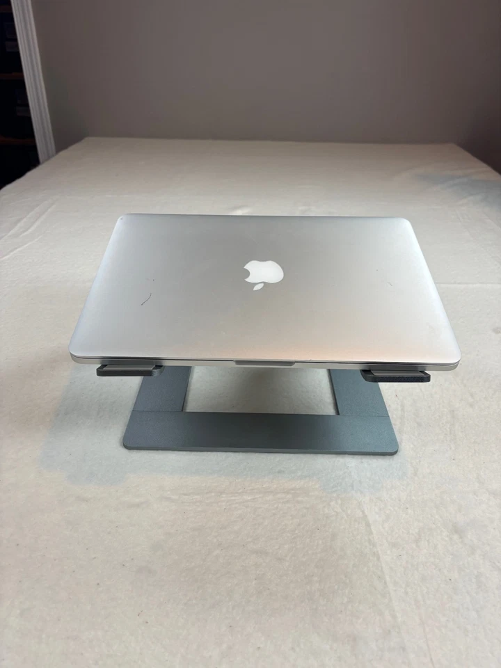 Nulaxy Fully Aluminum Detachable Laptop Stand, Ergonomic Ventilated A-Grey - Image 3 of 4