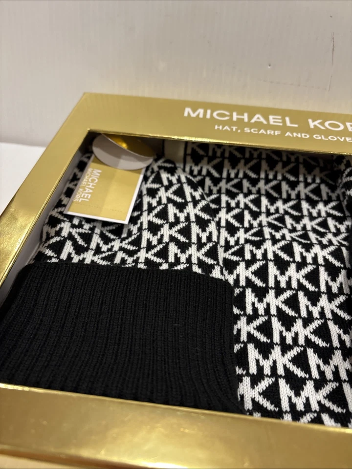 NUEVO CON ETIQUETAS $148 Michael Kors Sombrero, Bufanda y Guantes Blanco y Negro Conjunto de Regalo Logo MK NUEVO Foto 4 de 4