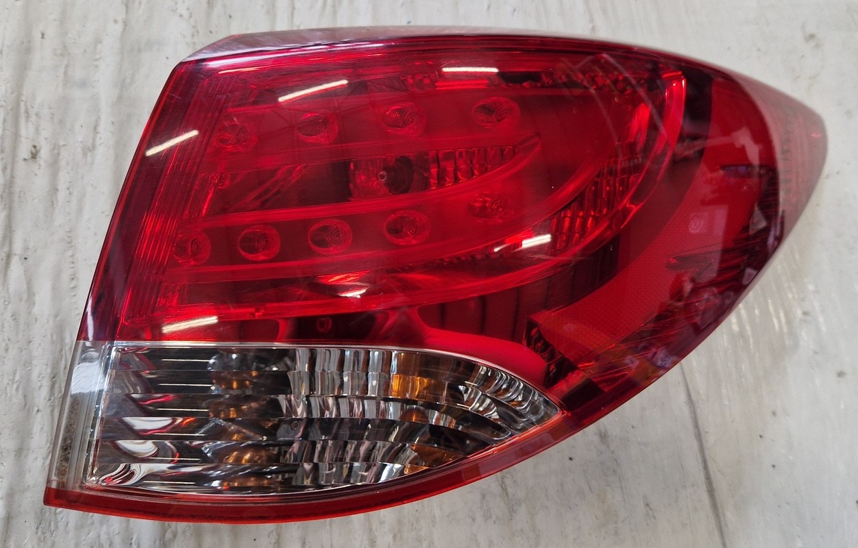 924022Y0 Fanale post. parte int. SX HYUNDAI ix35 1.7 CRDi 2WD SUV 5p/d/1685cc