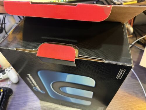 Nintendo Wii U Mario Kart 8 Deluxe 32GB CIB with Games - Very Good - READ DESC - - Picture 14 of 19