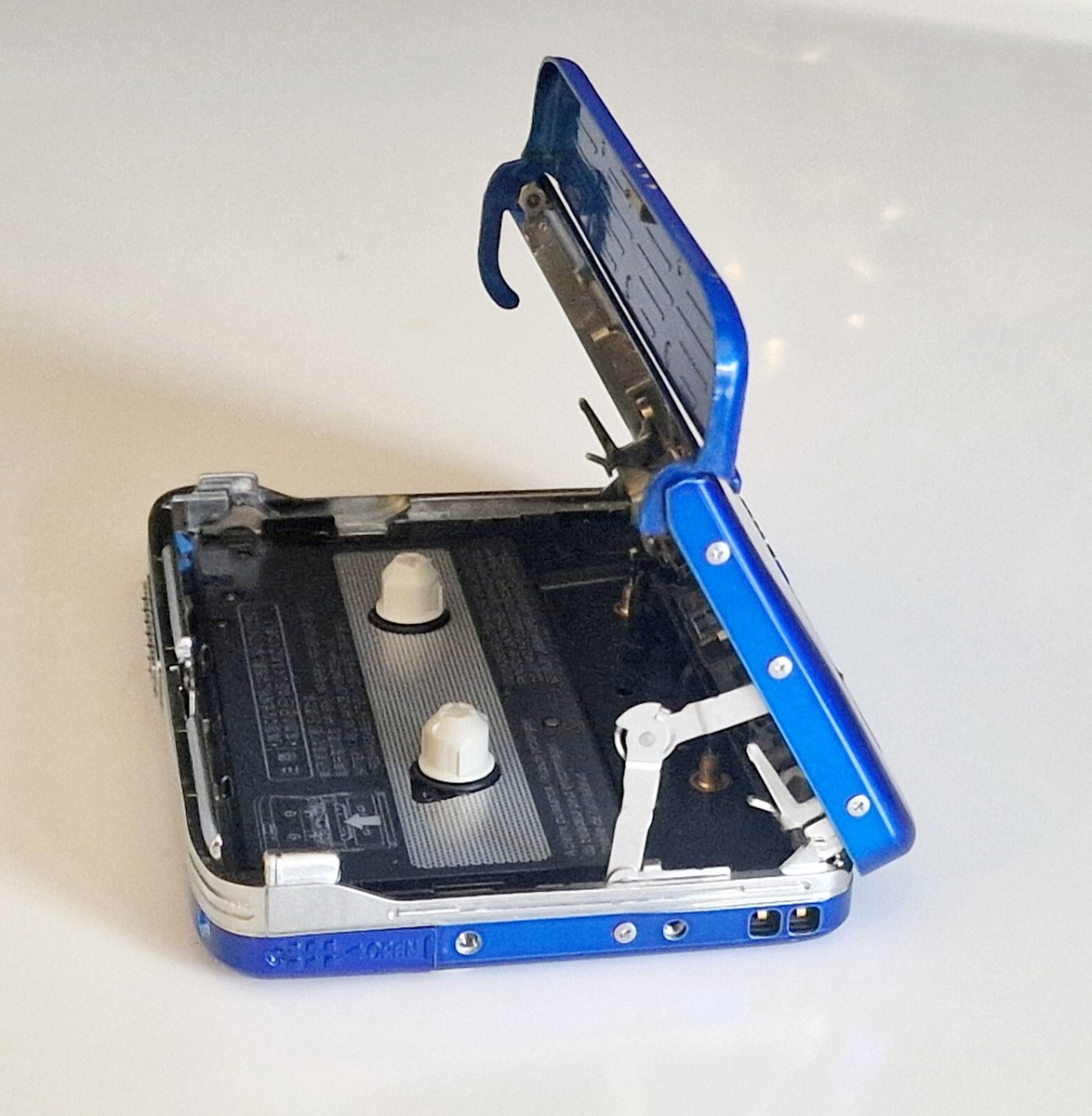 Panasonic RQ-SX91 Walkman cassette player Folding door Fully